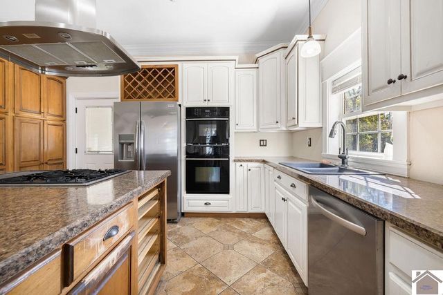 3250 Madison Street, Paducah, KY 42001