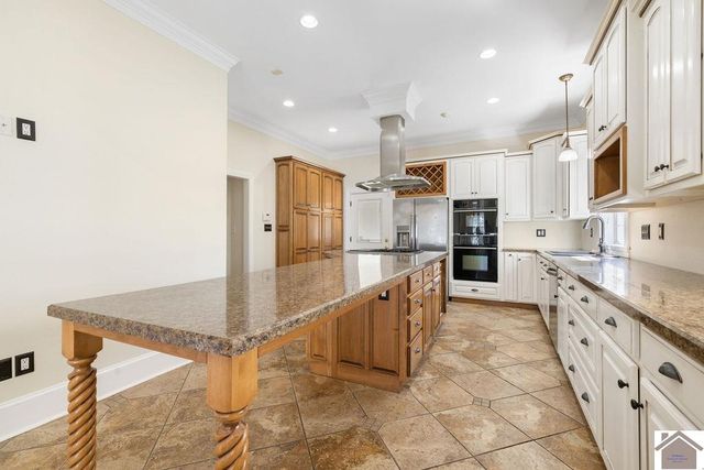 3250 Madison Street, Paducah, KY 42001