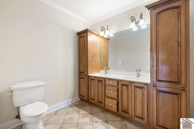 3250 Madison Street, Paducah, KY 42001