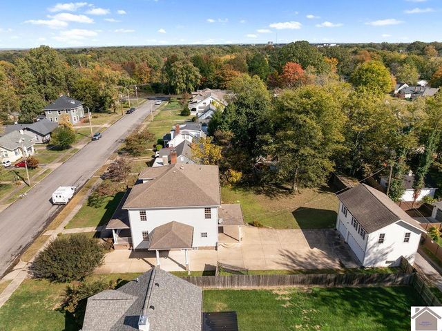 3250 Madison Street, Paducah, KY 42001