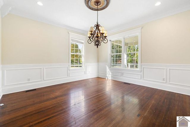 3250 Madison Street, Paducah, KY 42001