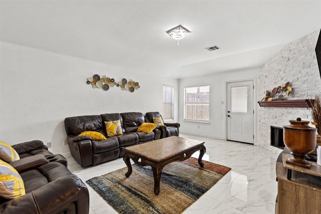3207 Candlebrook Drive, Wylie, TX 75098