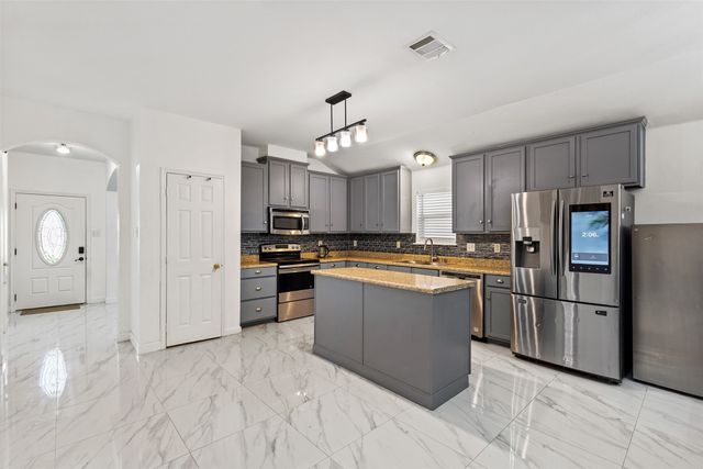 3207 Candlebrook Drive, Wylie, TX 75098