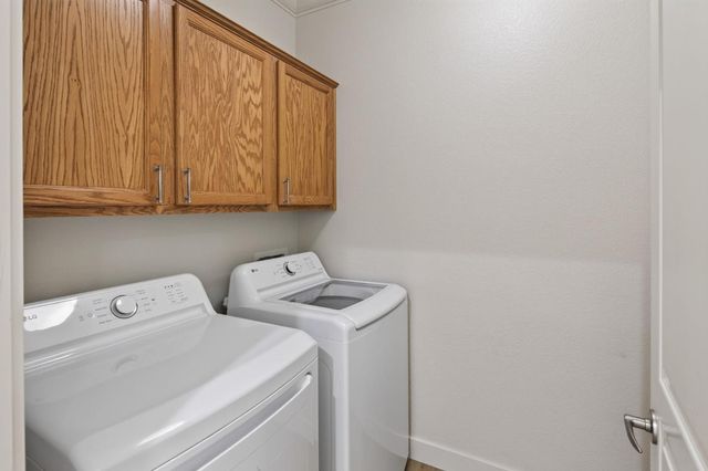 593 Orchid Ln, Lincoln, CA 95648