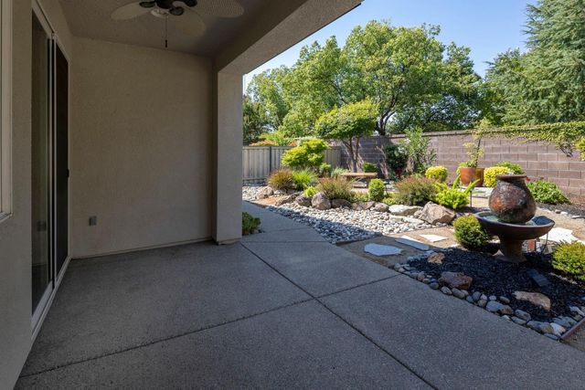 593 Orchid Ln, Lincoln, CA 95648