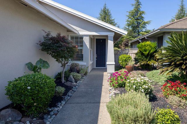 593 Orchid Ln, Lincoln, CA 95648