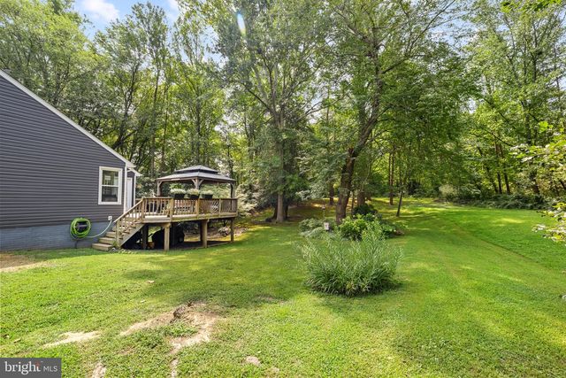 6 HAY BARN RD, Stafford, VA 22556