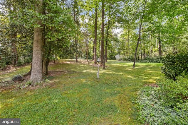 6 HAY BARN RD, Stafford, VA 22556