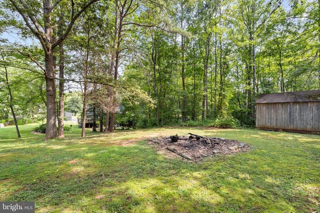 6 HAY BARN RD, Stafford, VA 22556