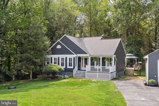 6 HAY BARN RD, Stafford, VA 22556