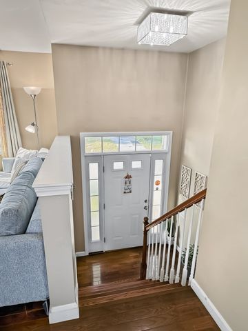 6 Greenhalge St, Worcester, MA 01604