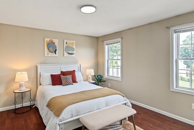 6 Greenhalge St, Worcester, MA 01604