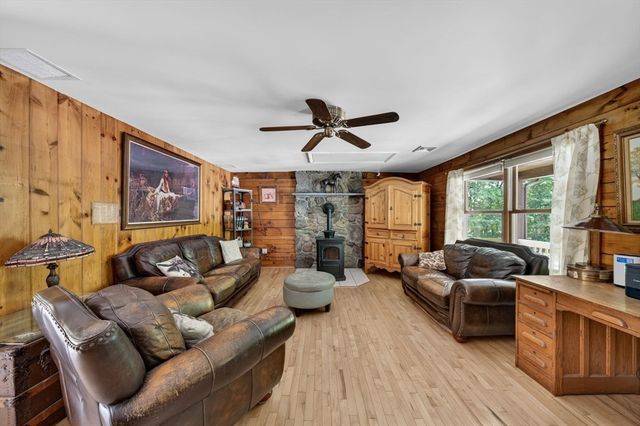 51 Bryant St, Berkley, MA 02779