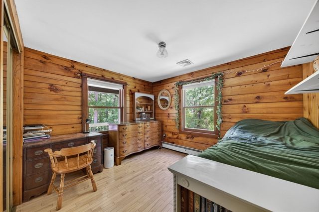 51 Bryant St, Berkley, MA 02779