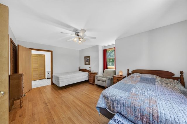 51 Bryant St, Berkley, MA 02779