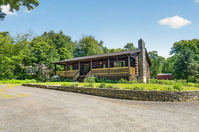 51 Bryant St, Berkley, MA 02779