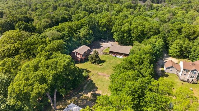 51 Bryant St, Berkley, MA 02779