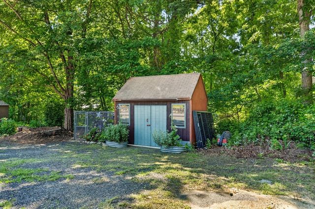 51 Bryant St, Berkley, MA 02779