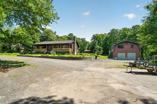 51 Bryant St, Berkley, MA 02779