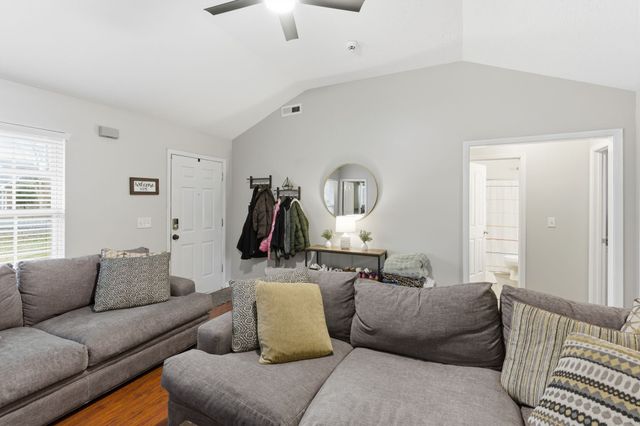 316 Slippery Rock Dr, Murfreesboro, TN 37129