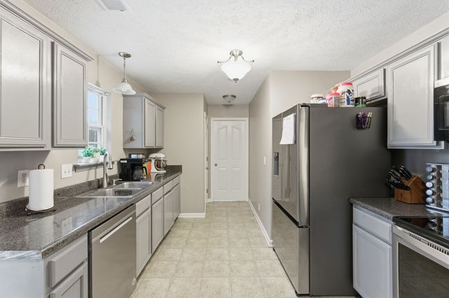 316 Slippery Rock Dr, Murfreesboro, TN 37129