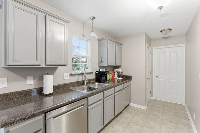 316 Slippery Rock Dr, Murfreesboro, TN 37129