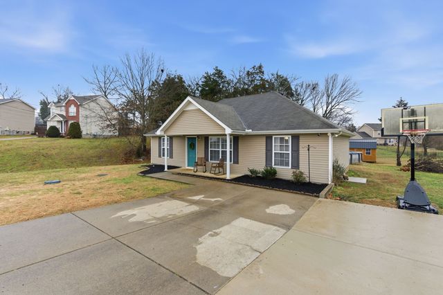 316 Slippery Rock Dr, Murfreesboro, TN 37129