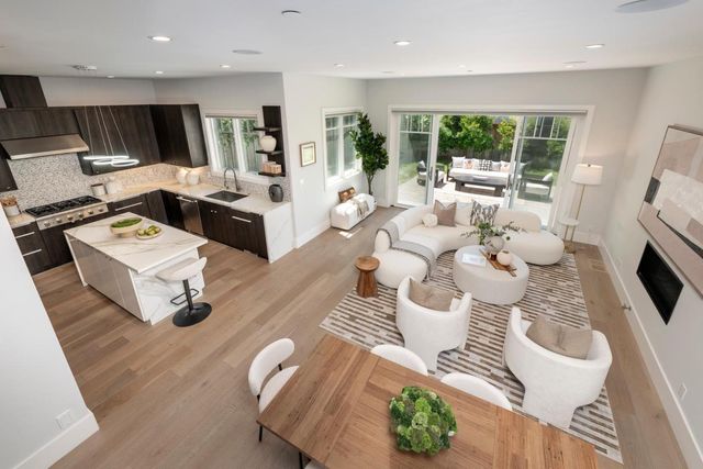 1909 Menalto Avenue, Menlo Park, CA 94025