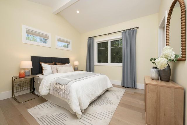 1909 Menalto Avenue, Menlo Park, CA 94025