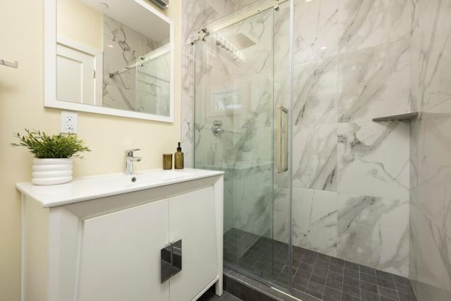1909 Menalto Avenue, Menlo Park, CA 94025