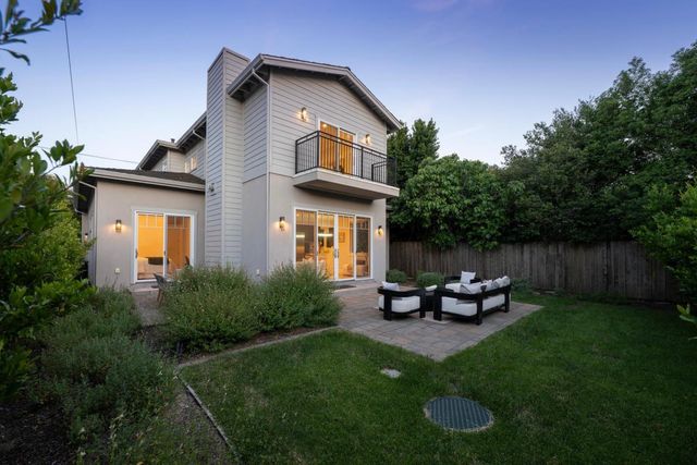 1909 Menalto Avenue, Menlo Park, CA 94025