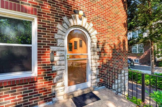 3057 Delavan Drive, Bel-nor, MO 63121
