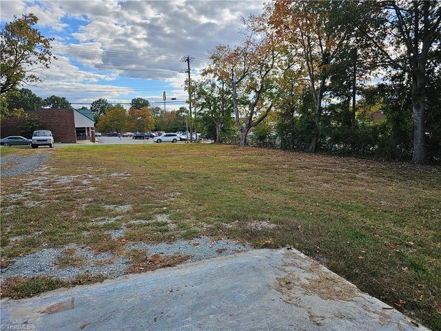 112 E Gilbreath Street, Graham, NC 27253