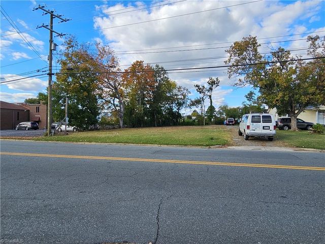 112 E Gilbreath Street, Graham, NC 27253