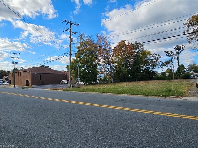 112 E Gilbreath Street, Graham, NC 27253