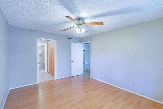 7537 PITCH PINE CIRCLE N C, Tampa, FL 33617