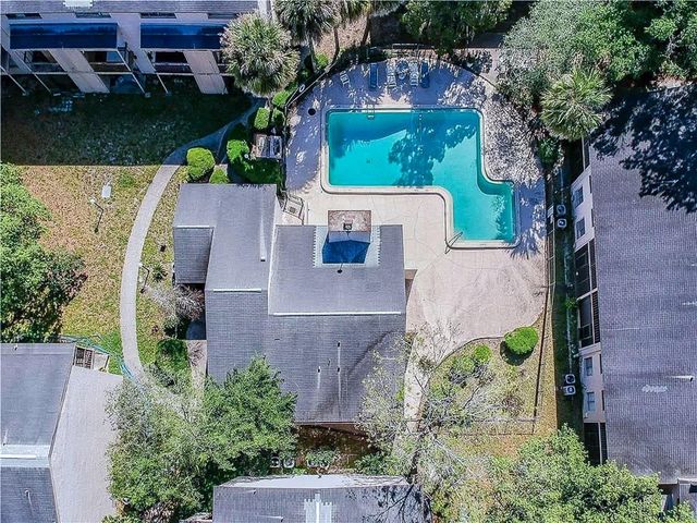 7537 PITCH PINE CIRCLE N C, Tampa, FL 33617