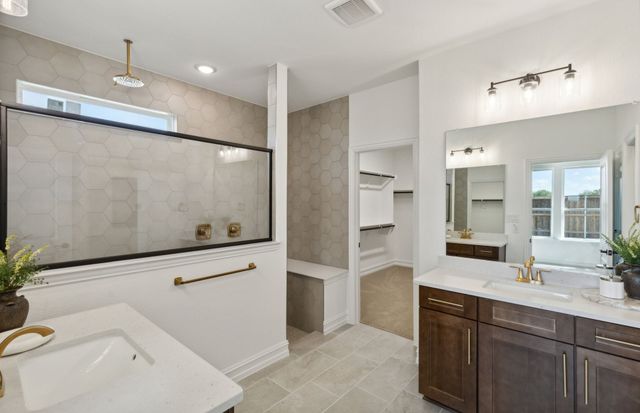 11109 Abbotsbury Road, Fort Worth, TX 76052