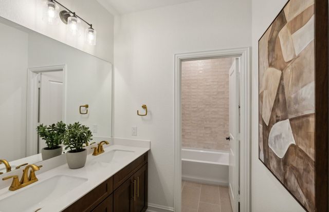11109 Abbotsbury Road, Fort Worth, TX 76052