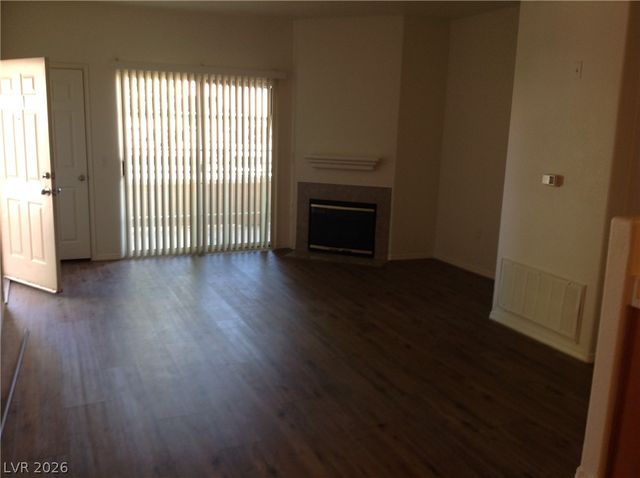 3318 North Decatur Boulevard 1054, Las Vegas, NV 89130