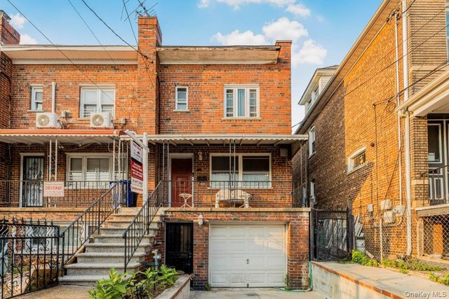 725 E 230th Street, Bronx, NY 10466