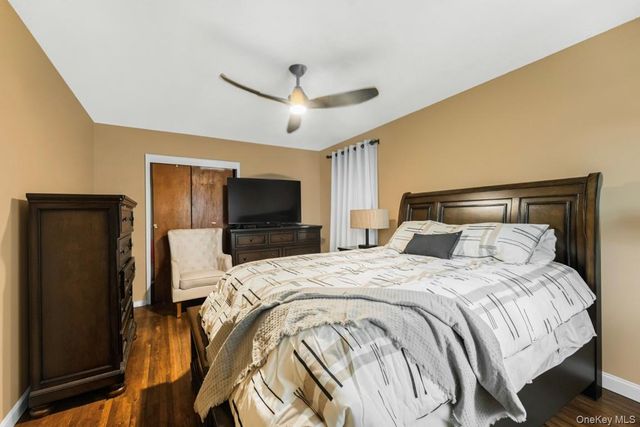 725 E 230th Street, Bronx, NY 10466