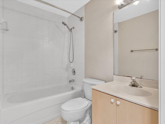 3504 BRIAR BAY Boulevard 204, West Palm Beach, FL 33411