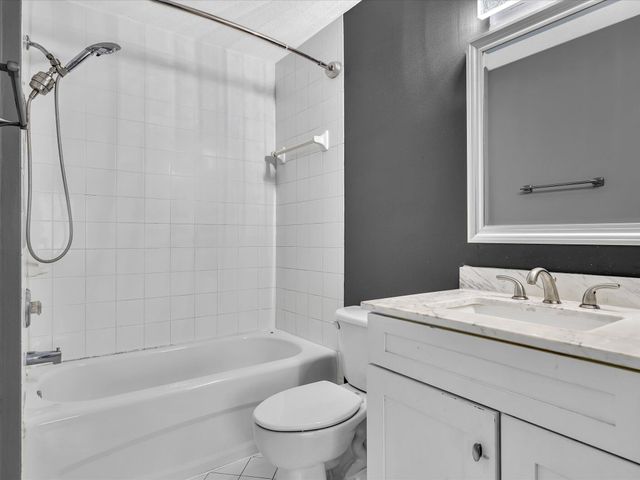 3504 BRIAR BAY Boulevard 204, West Palm Beach, FL 33411