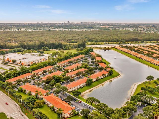 3504 BRIAR BAY Boulevard 204, West Palm Beach, FL 33411