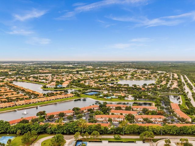 3504 BRIAR BAY Boulevard 204, West Palm Beach, FL 33411