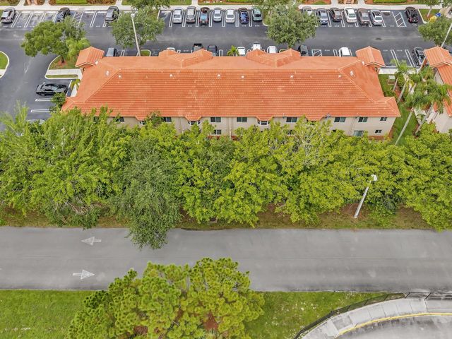 3504 BRIAR BAY Boulevard 204, West Palm Beach, FL 33411