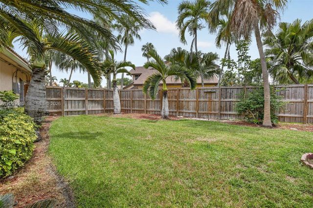 8680 SW 57th Court, Cooper City, FL 33328