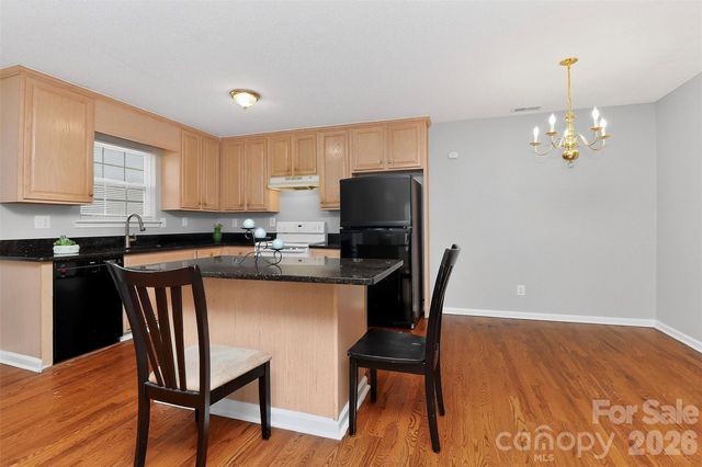 6238 King George Drive, Charlotte, NC 28213