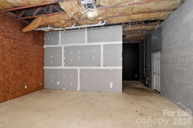 6238 King George Drive, Charlotte, NC 28213